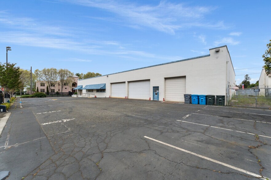 More Photos Of 1110 Colusa St, Vallejo Auto Repair For Sale