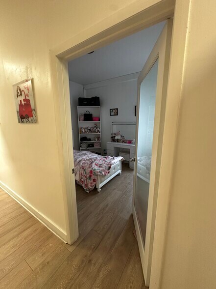 More Photos Of 3620 NE 2nd Ave, Miami Storefront Retail Office For Sale