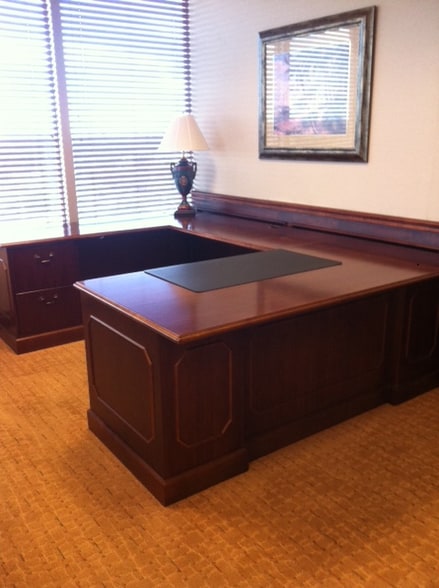 More Photos Of 2150 Goodlette-Frank Rd, Naples Office For Lease