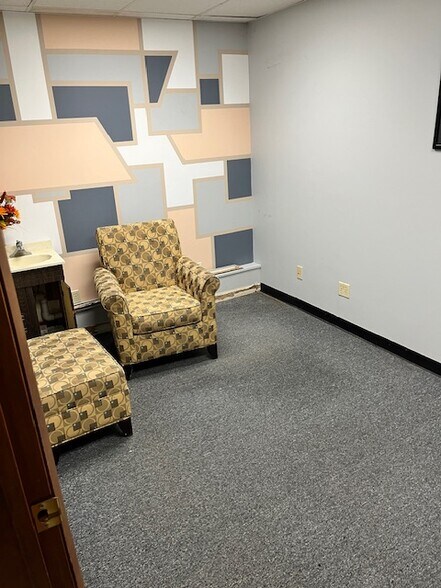 More Photos Of 5490 Broadway Ave, Merrillville Medical For Sale