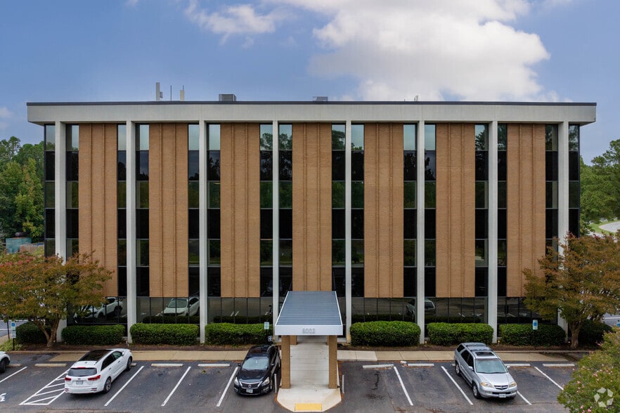 More Photos Of 8002 Discovery Dr, Richmond Medical For Lease