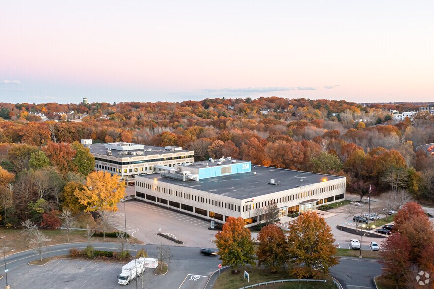 More Photos Of 350 Granite St, Braintree Office For Lease