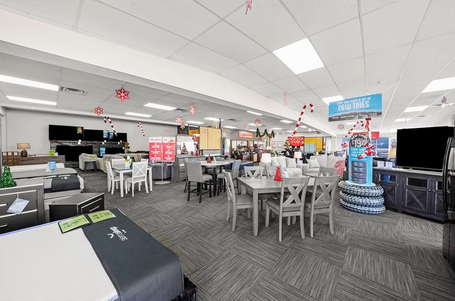 More Photos Of 413 W Rollins Rd, Round Lake Beach Freestanding For Sale