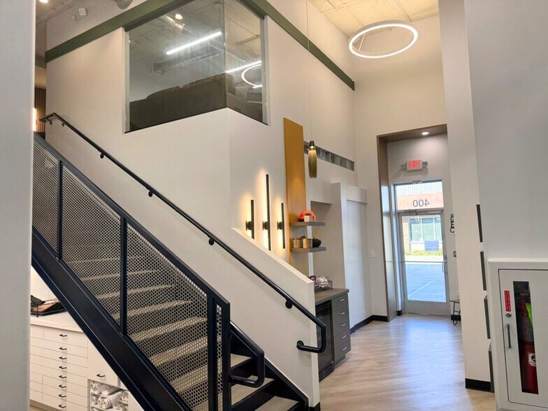 More Photos Of 11960 Barker Cypress Rd, Cypress Showroom For Sale