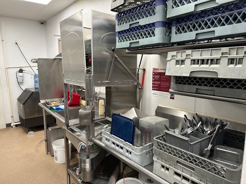 More Photos Of 1 Carlton Ave SE, Grand Rapids Apartments For Lease