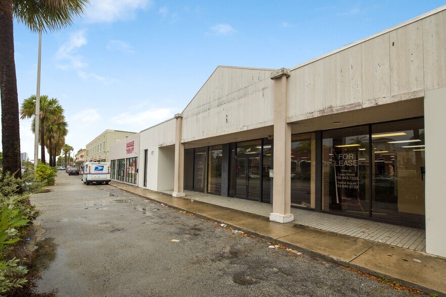 More Photos Of 1400-1410 NE 163rd St, North Miami Beach Freestanding For Lease