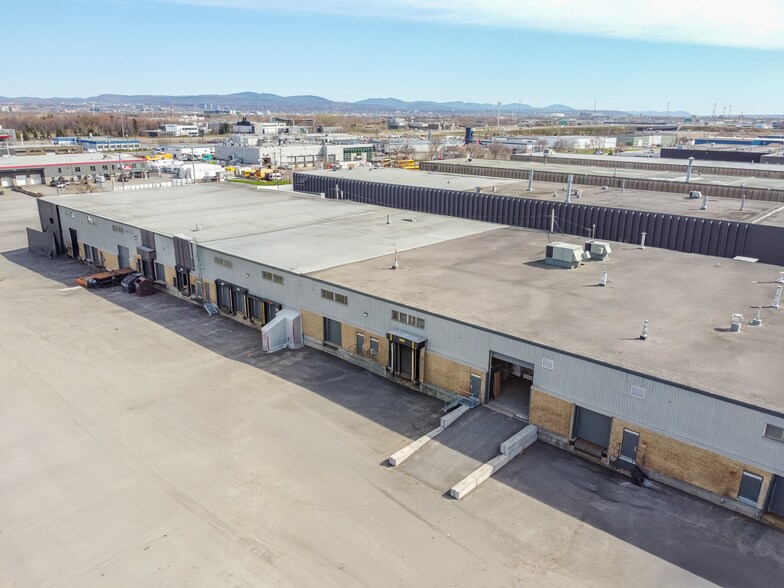 More Photos Of 2435 Av Watt, Québec Manufacturing For Lease