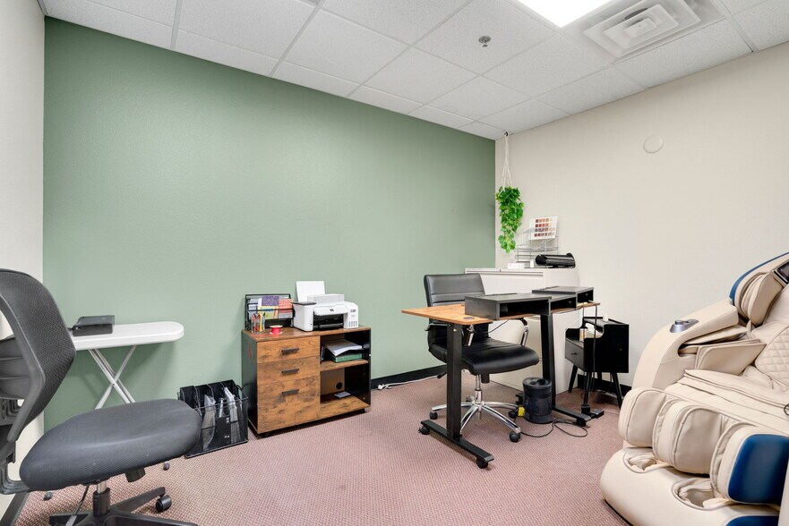 More Photos Of 1542 Taurus Ct, Loveland Flex For Sale