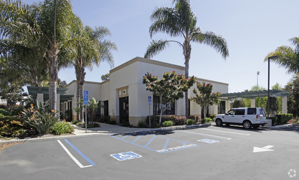 Primary Photo Of 617 Saxony Pl, Encinitas Medical For Lease