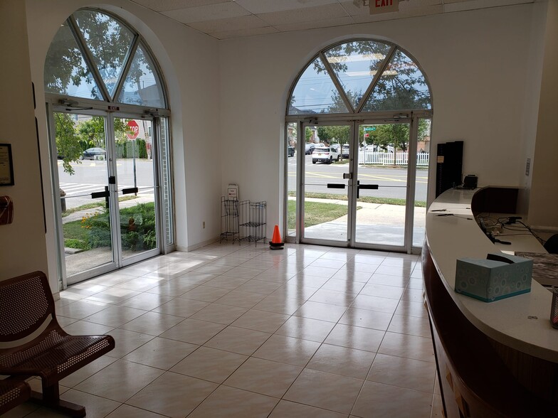 More Photos Of 80 Woodrow Rd, Staten Island Daycare Center For Sale