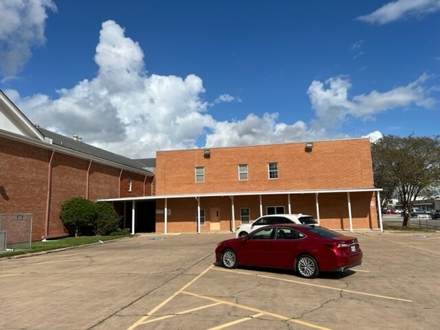 More Photos Of 1117 1st St, Rosenberg Specialty For Sale