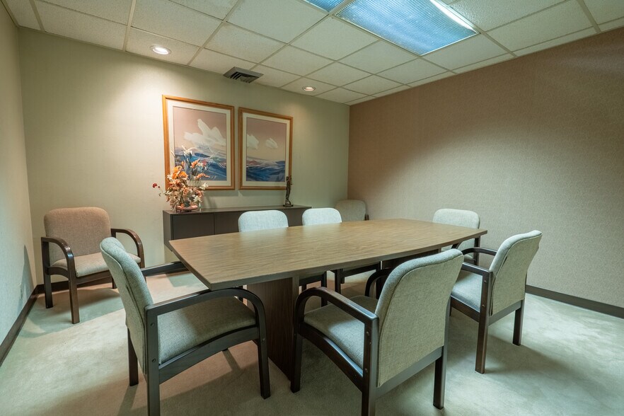 More Photos Of 202 8th St, Vineland Office For Sale