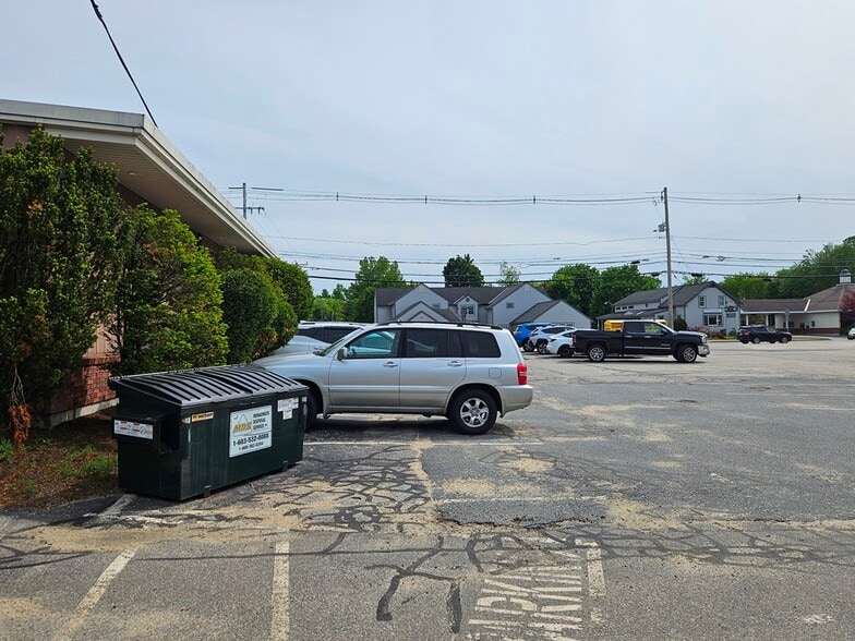 More Photos Of 371 West St, Keene General Retail For Sale