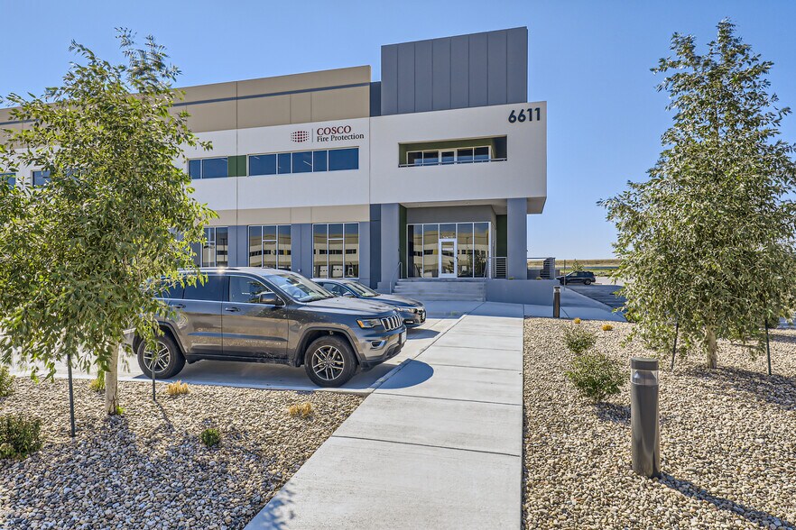 More Photos Of 26100-26120 E 68th Ave, Aurora Warehouse For Lease