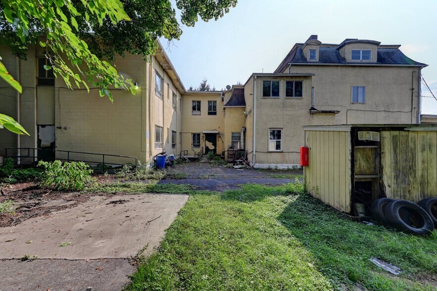 More Photos Of 1530-1538 Sanderson Ave, Scranton Healthcare For Sale