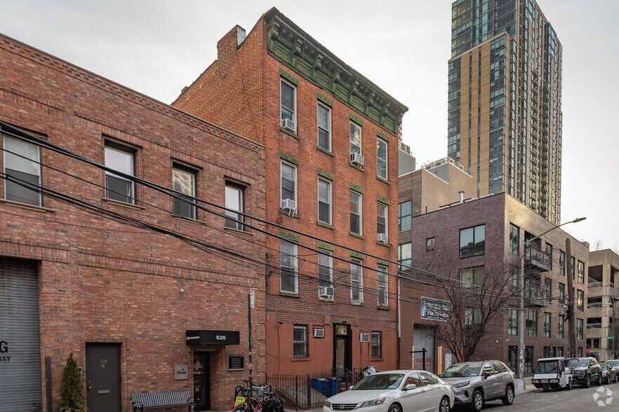 More Photos Of 5-16 47th Rd, Long Island City Apartments For Sale