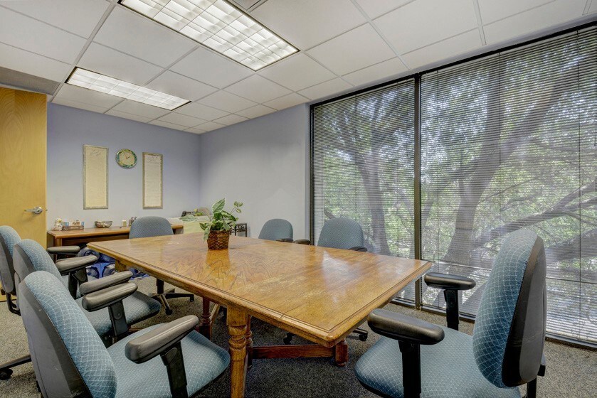 More Photos Of 3200 Steck Ave, Austin Office For Sale
