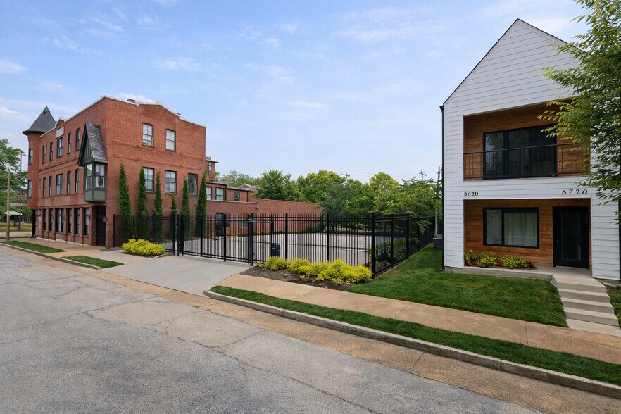 More Photos Of , Saint Louis Multifamily For Sale