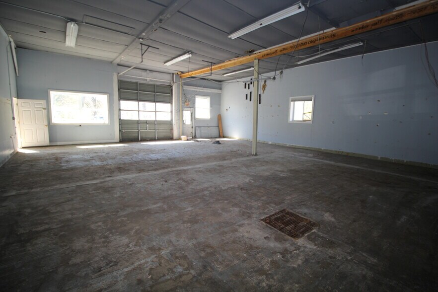 More Photos Of 77 S Union St, Lambertville Restaurant For Sale