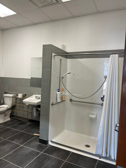 More Photos Of 14207 Proton Rd., Dallas Industrial For Lease