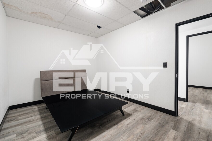 More Photos Of 942 S Gerhart Ave, Commerce Coworking Space