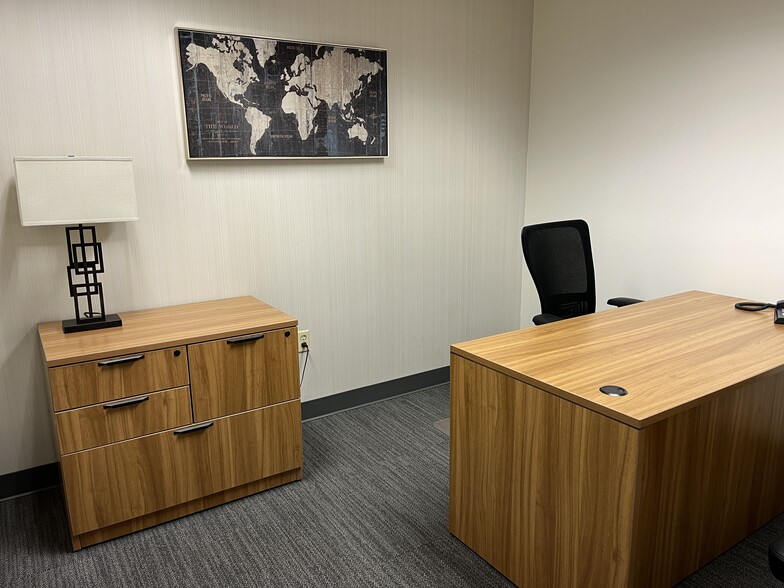 More Photos Of 5 Great Valley Pky, Malvern Office For Sale