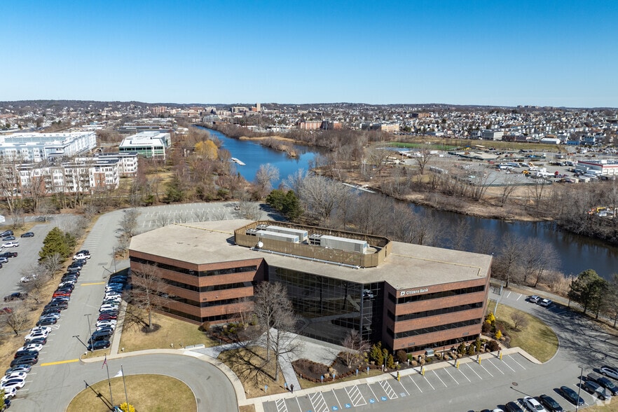 More Photos Of 20 Cabot Rd, Medford Office For Lease