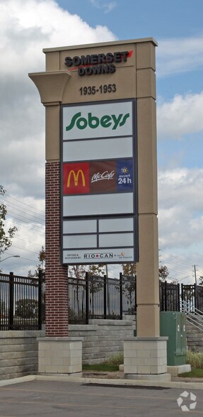 More Photos Of 1935-1953 Ravenscroft Rd, Ajax Unknown For Lease