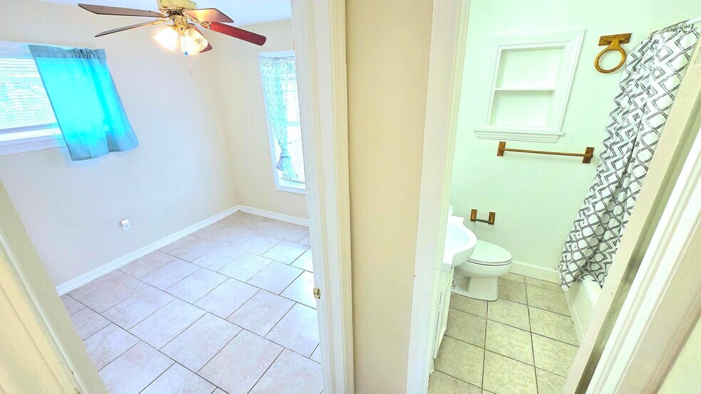 More Photos Of , Bradenton Multifamily For Sale