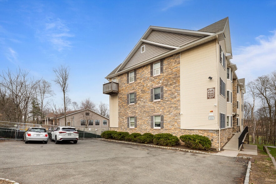 More Photos Of 68 Main St, Monsey Apartments For Sale