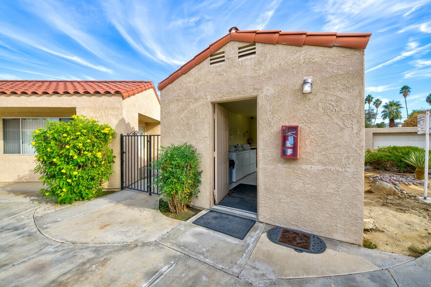 More Photos Of 72805 Park View Dr, Palm Desert Apartments For Sale