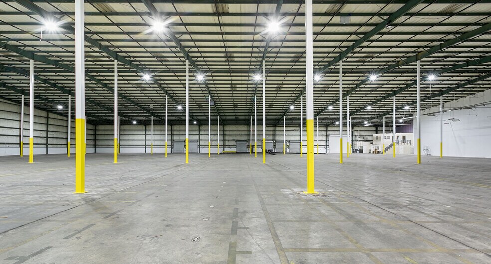 More Photos Of 4300 Old Greensboro Rd, Winston-Salem Warehouse For Lease