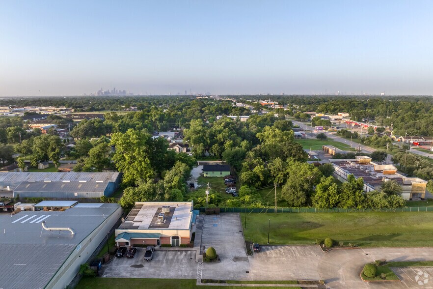 More Photos Of 7272 N Shepherd Dr, Houston Medical For Lease