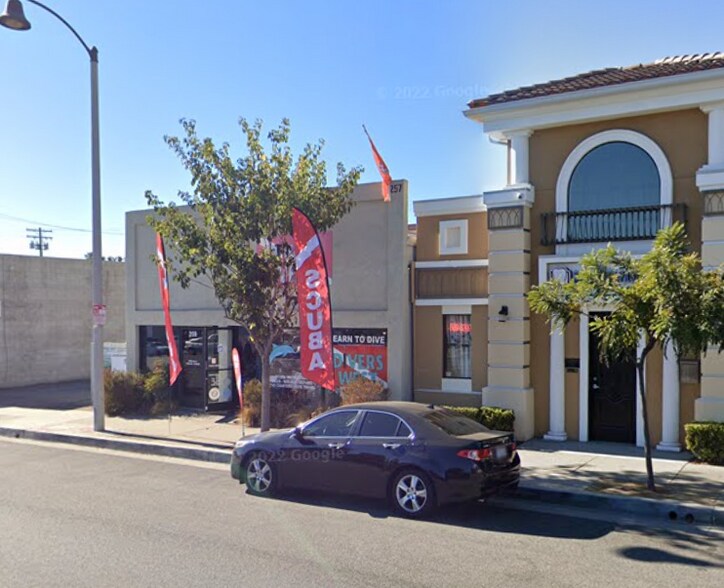 More Photos Of 257-259 S Rosemead Blvd, Pasadena Storefront Retail Residential For Sale