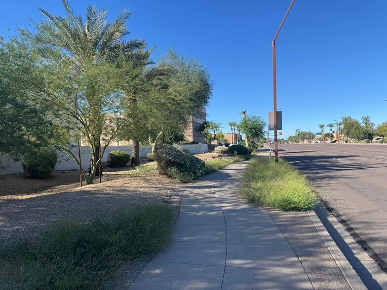 More Photos Of 1361 N Alma School Rd, Chandler Restaurant For Lease