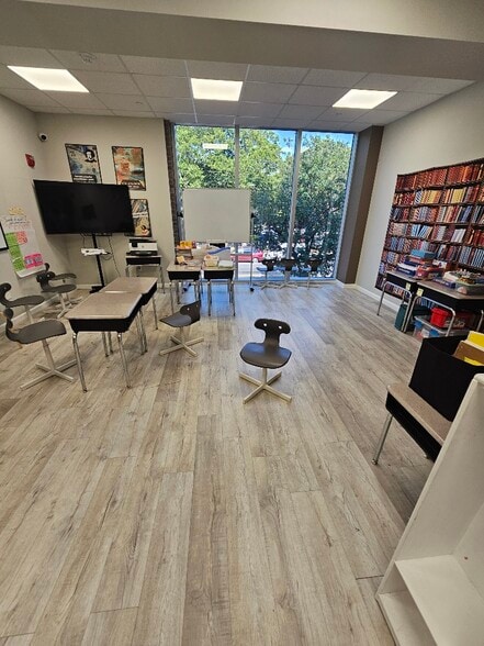 More Photos Of 3586 Nostrand Ave, Brooklyn Office For Lease