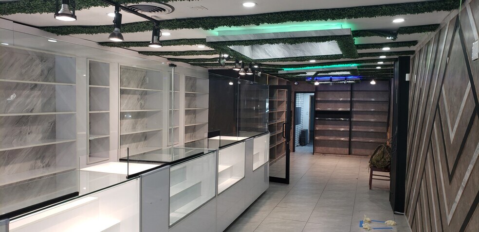 More Photos Of 336-338 Eighth Ave, New York Storefront Retail Residential For Lease