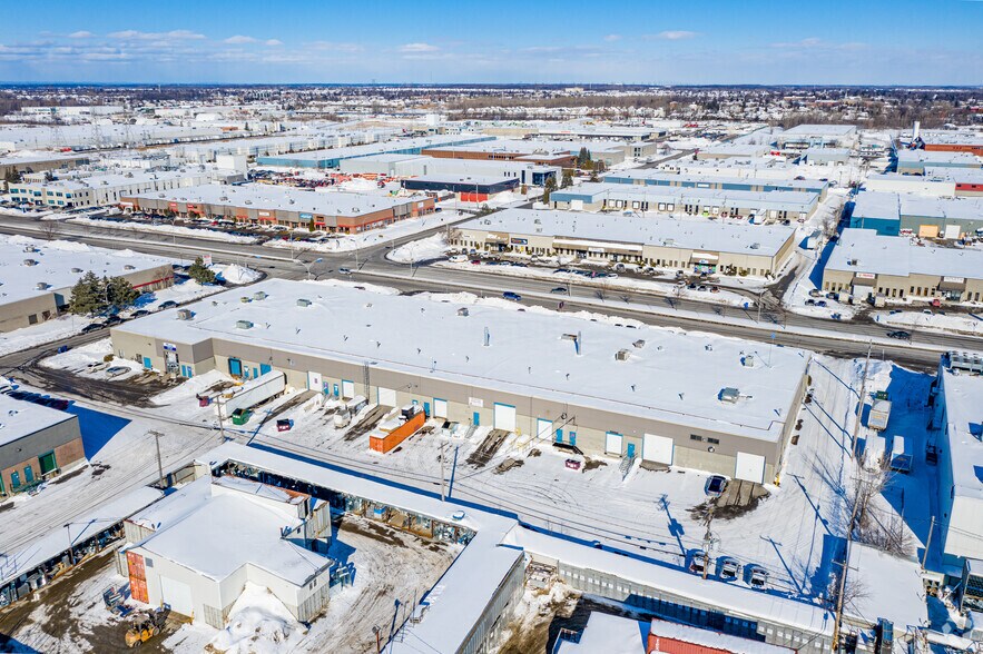 33703418 Industriel Boul, Laval, QC H7L 4R9 Flex/RD For Lease