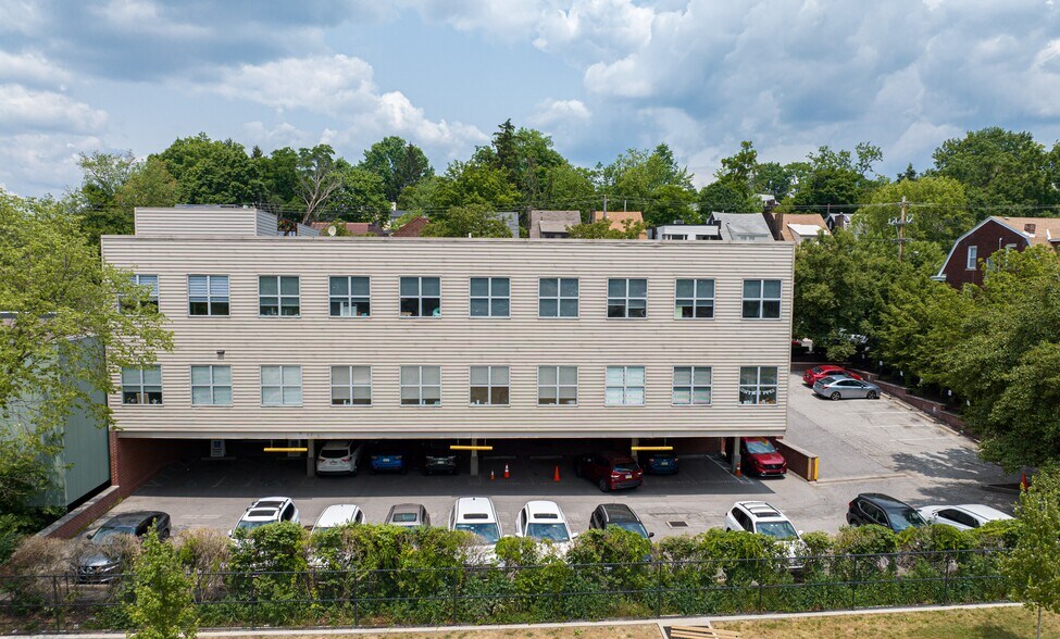 More Photos Of 5608 Wilkins Ave, Pittsburgh Medical For Sale