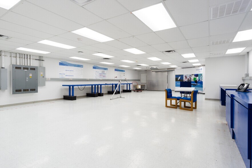More Photos Of 151 Graham Rd, College Station Research And Development For Lease