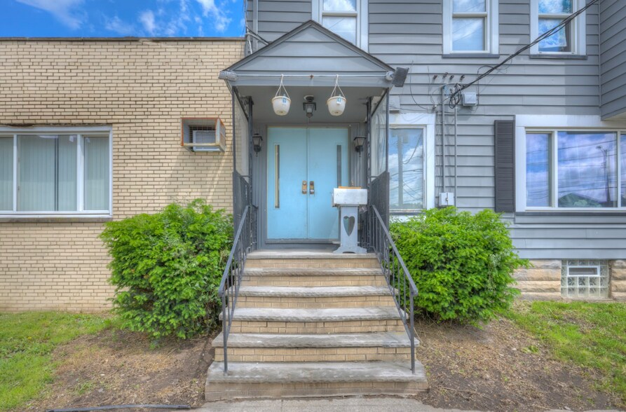More Photos Of 4438 Pearl Rd, Cleveland Apartments For Sale