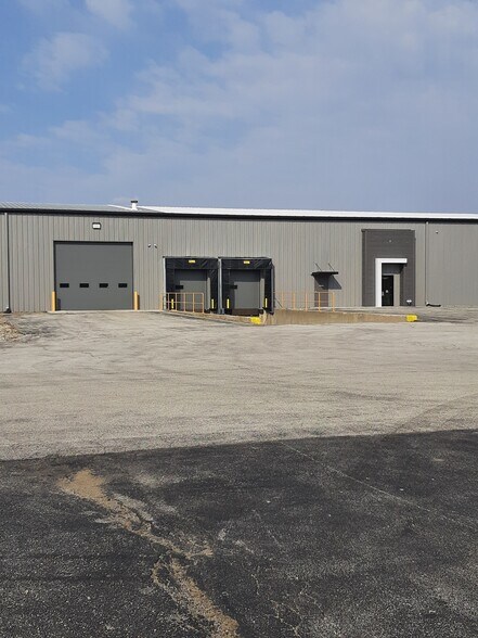 More Photos Of 3606 Co 6 Ste 150 rd, Elkhart Industrial For Lease