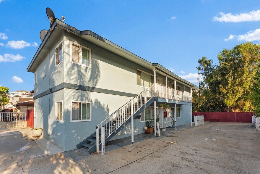 More Photos Of 3957 Cottonwood St, San Diego Apartments For Sale