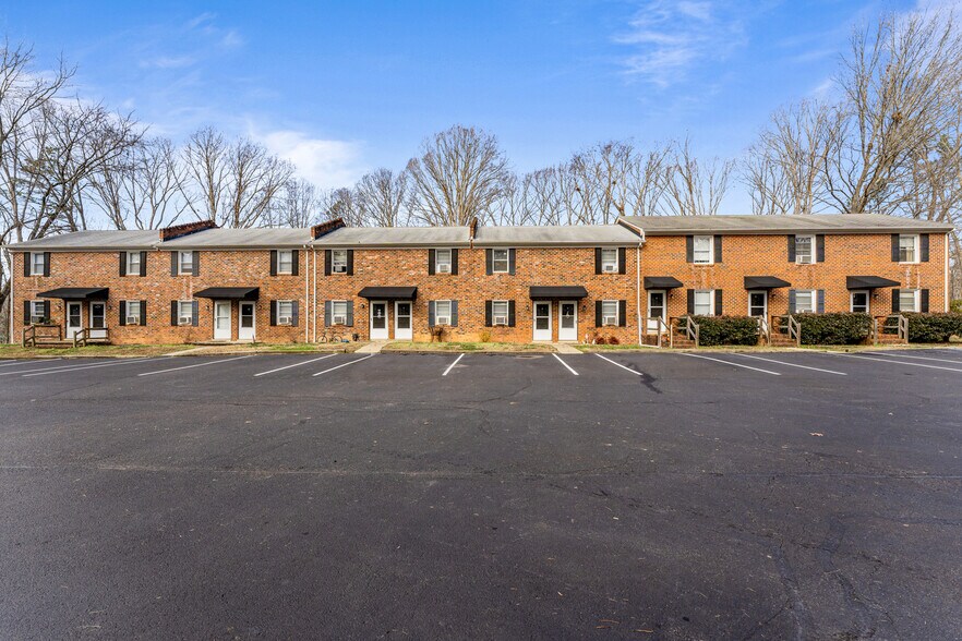 More Photos Of 3600 Old Buckingham Rd, Powhatan Apartments For Sale