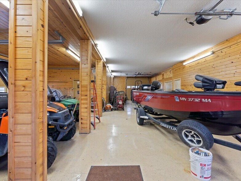 More Photos Of 21998 Lasalle Ave NW, Puposky Specialty For Sale