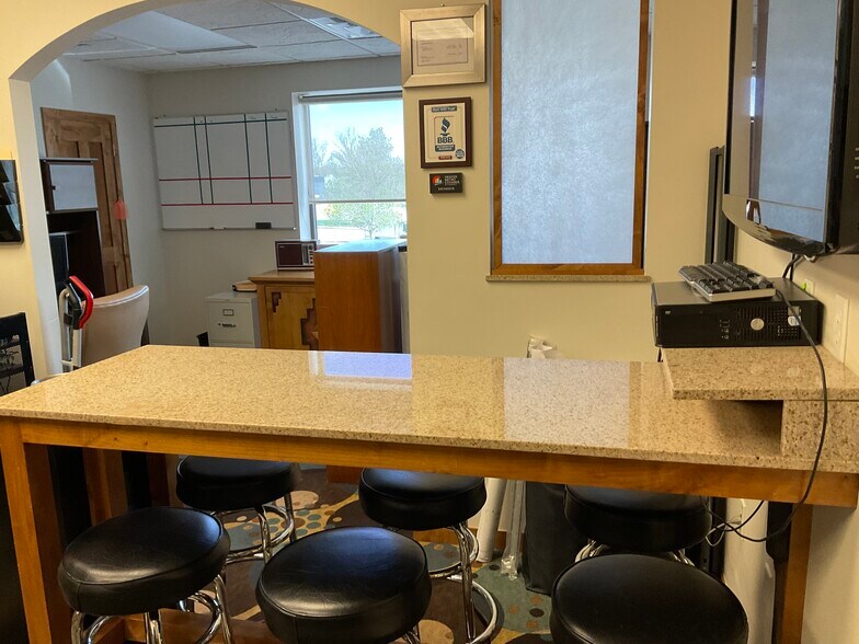 More Photos Of 7390 S Fraser St, Centennial Warehouse For Sale