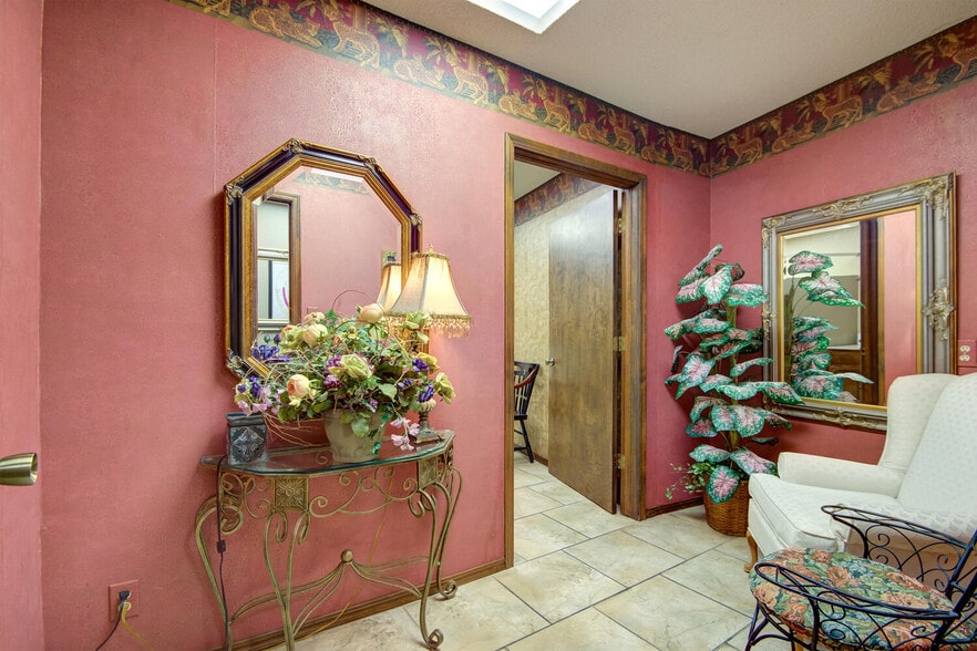 More Photos Of 2833 W Main St, Jenks Religious Facility For Sale