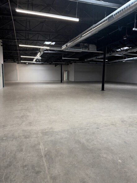 More Photos Of 4305 Auburn Blvd, Sacramento Coworking Space