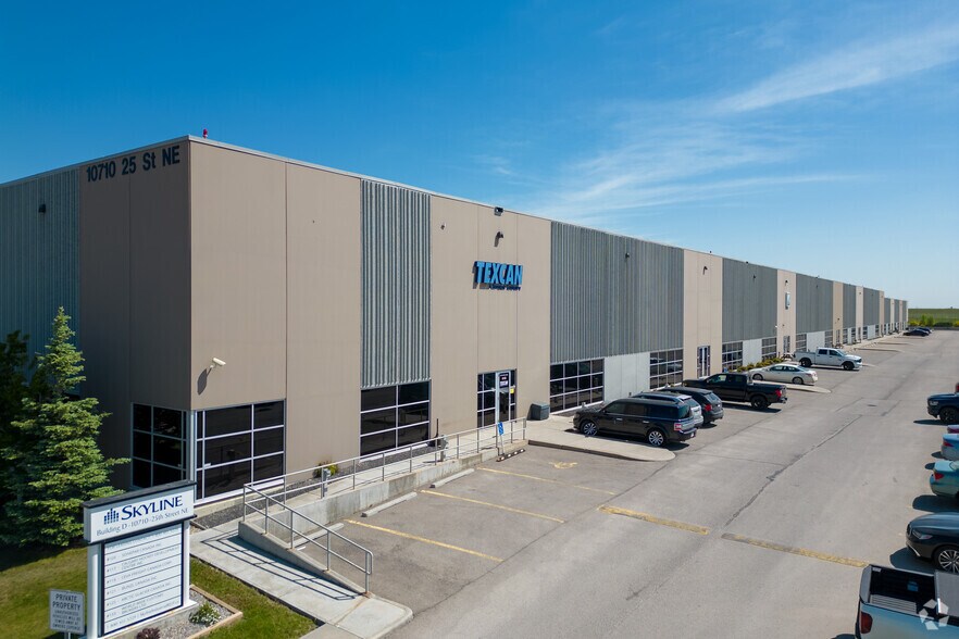 More Photos Of 10710 25th St NE, Calgary Warehouse For Lease