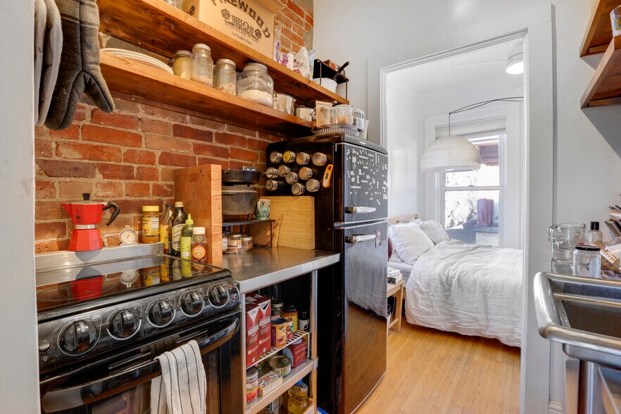 More Photos Of 1568 Vine St, Denver Apartments For Sale